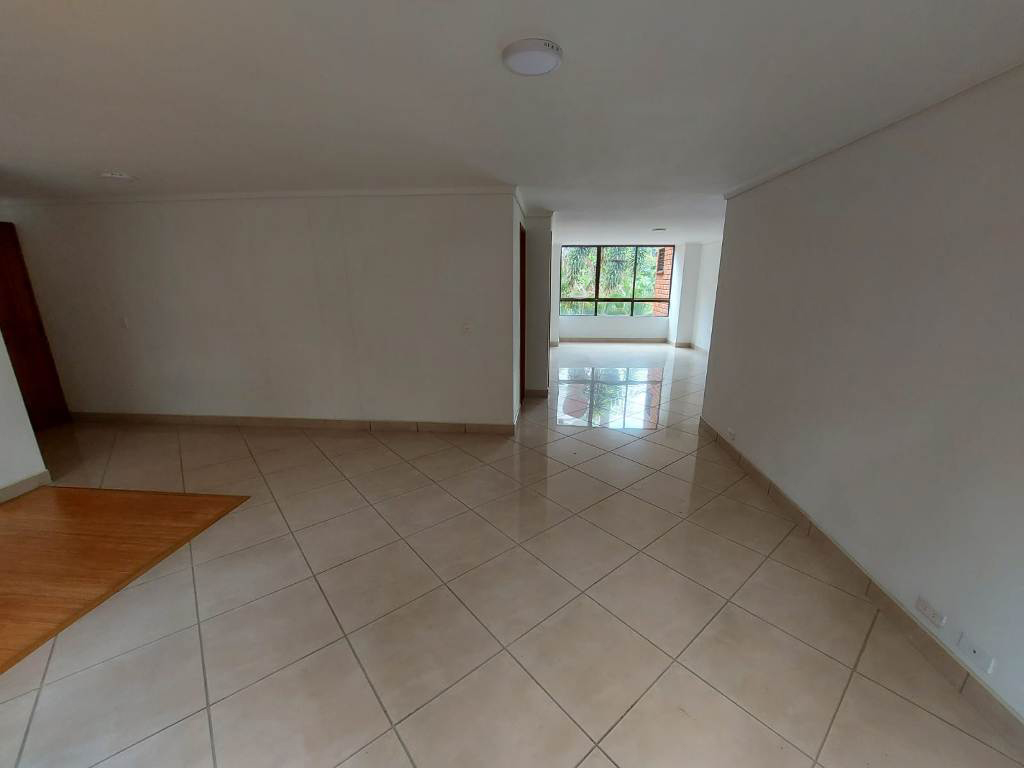 Apatamentos en Arriendo
