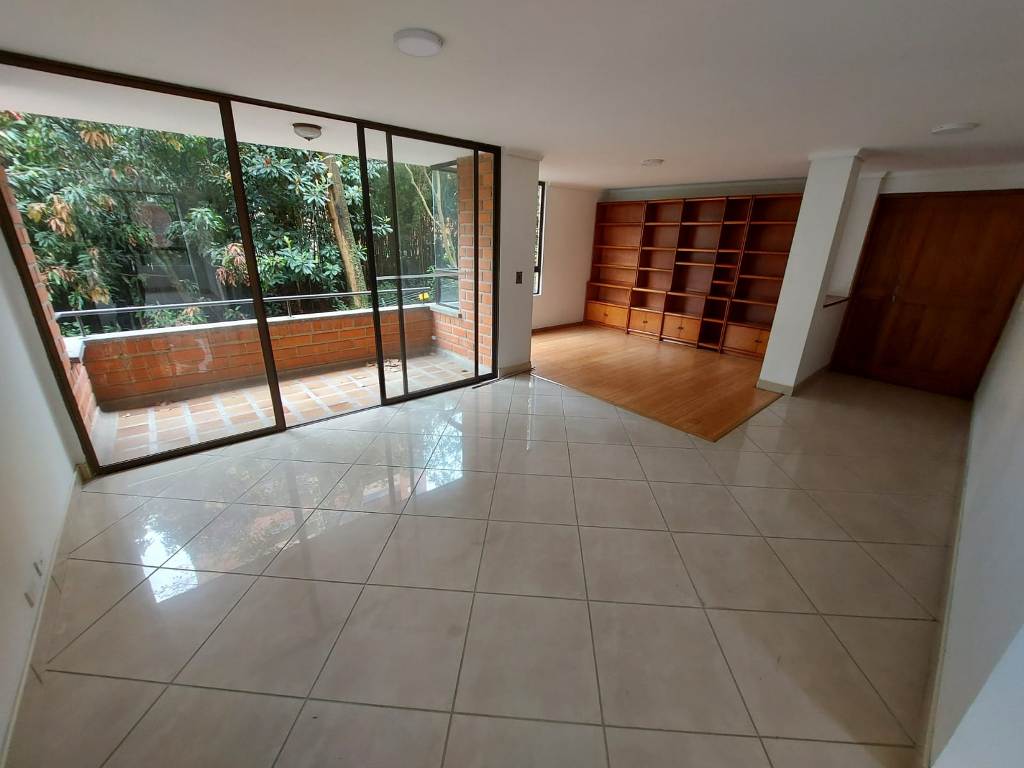 Apatamentos en Arriendo