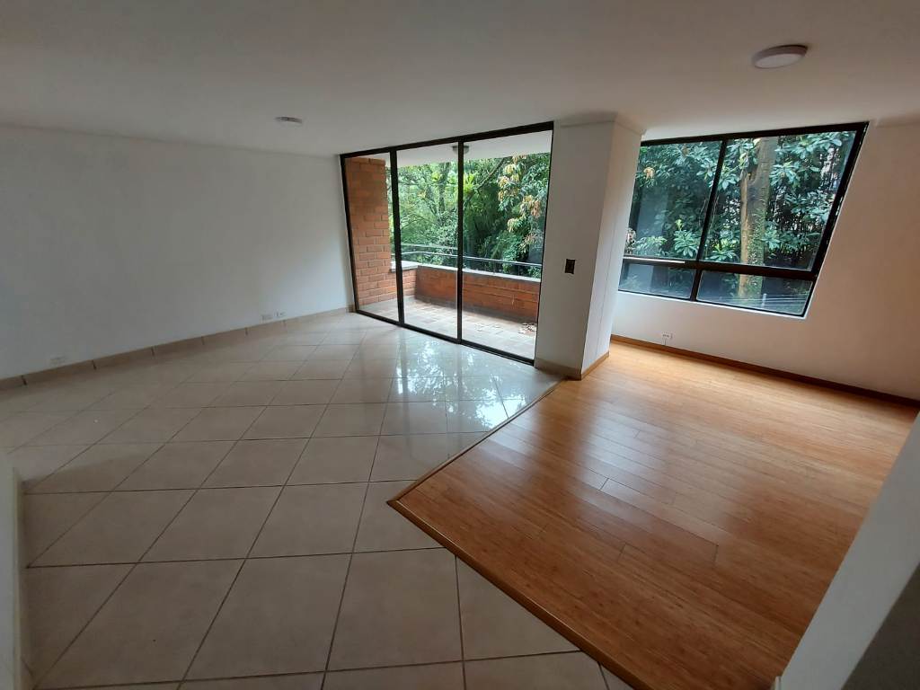 Apatamentos en Arriendo