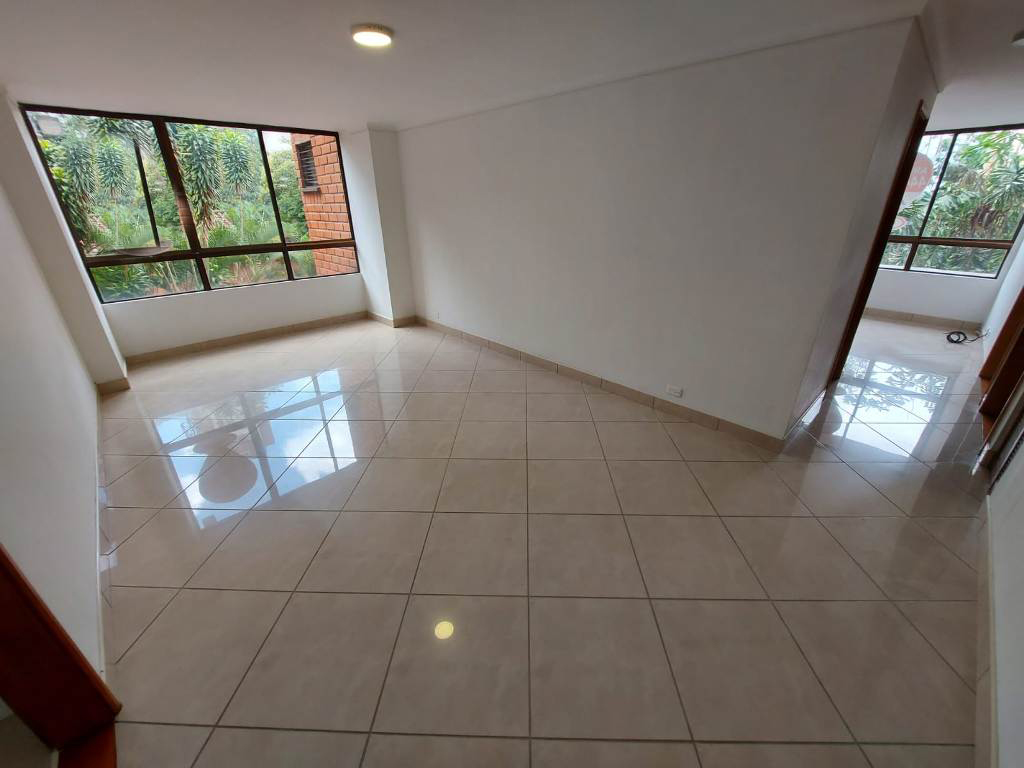 Apatamentos en Arriendo