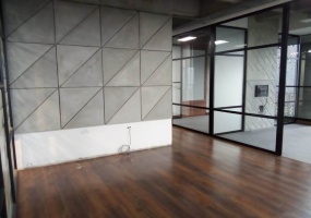 10 Habitaciones Habitaciones,2 BathroomsBathrooms,Oficina,En Arriendo,2694