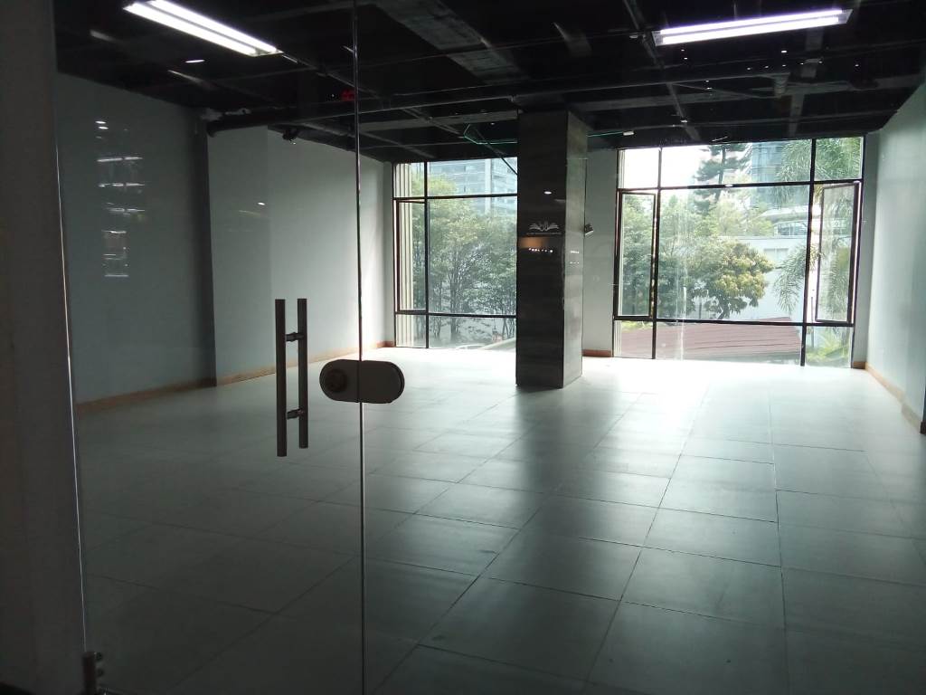 Oficina en Arriendo