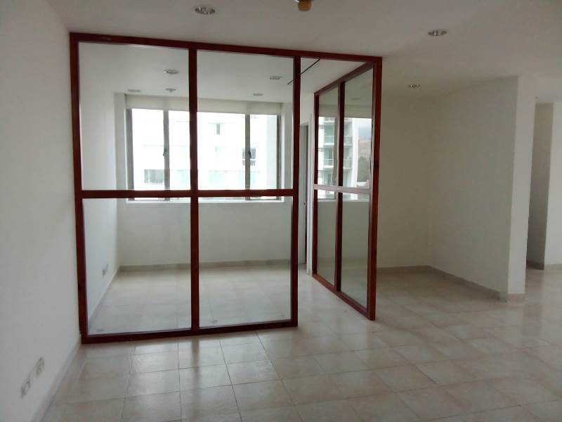 Oficina en Arriendo