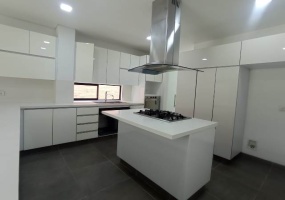 3 Habitaciones Habitaciones, ,4 BathroomsBathrooms,Casa,En Arriendo,3244
