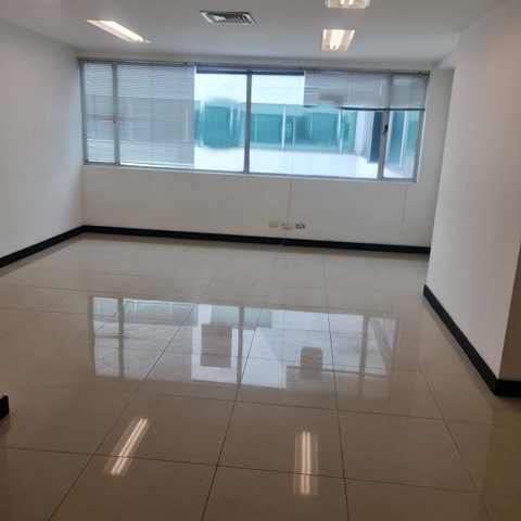 Oficina en Arriendo