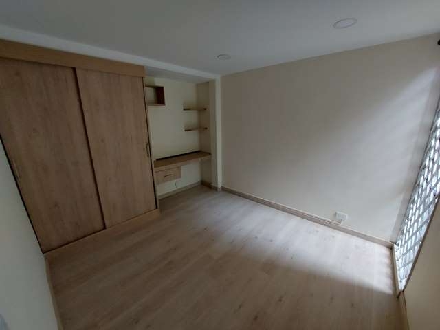 2 Habitaciones Habitaciones, ,2 BathroomsBathrooms,Apartamento,En Arriendo,3762