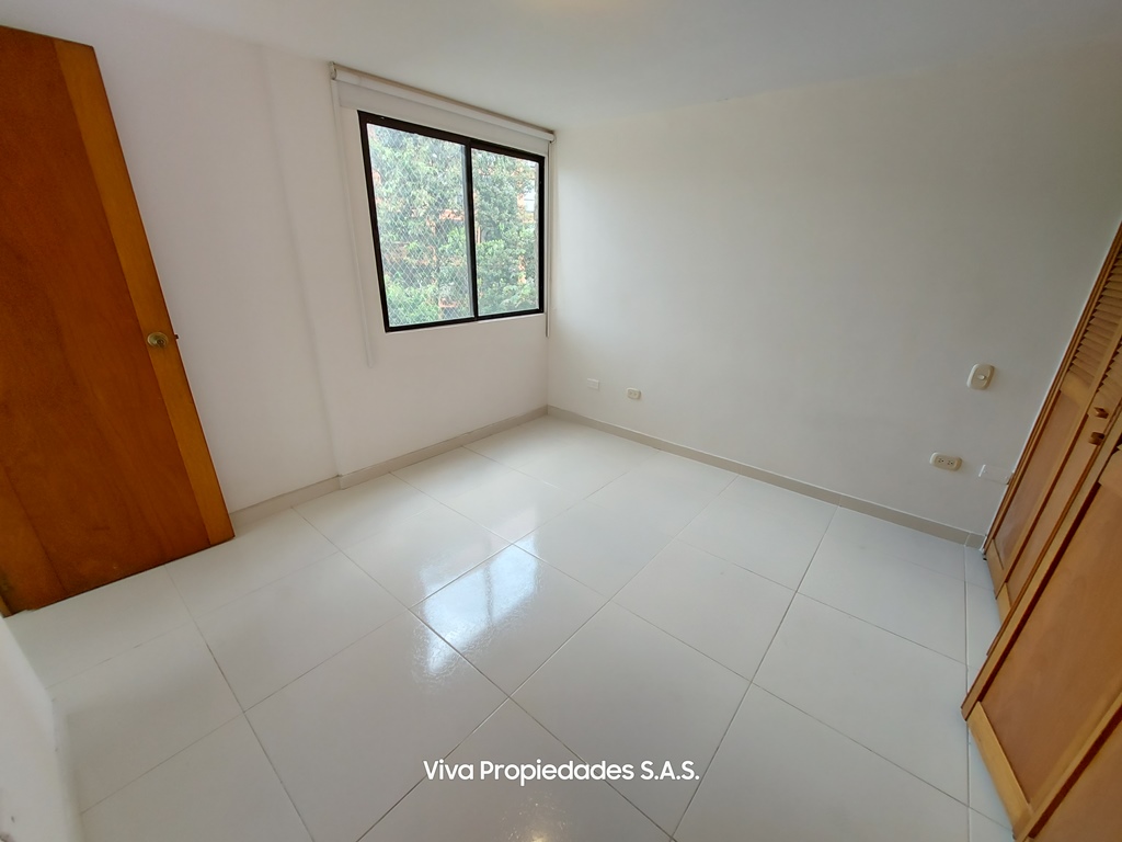 2 Habitaciones Habitaciones, ,1 BañoBathrooms,Apartamento,En Arriendo,3803