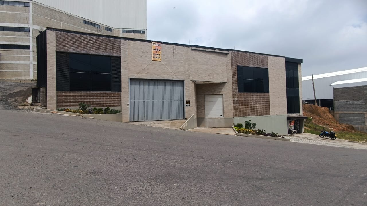 0 , 2 Habitaciones Habitaciones,2 BathroomsBathrooms,Bodega,En Arriendo,0,3806
