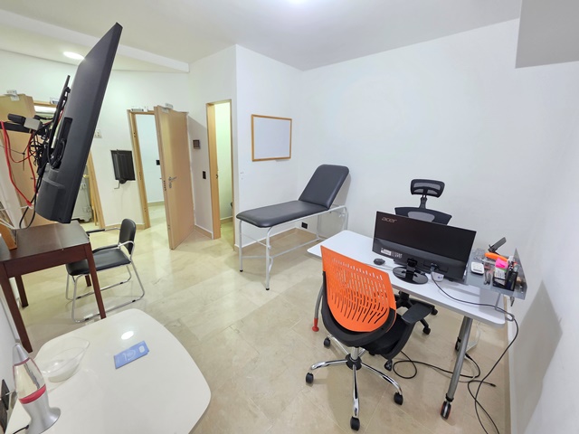3 Bedrooms Bedrooms, 3 Rooms Rooms,1 BathroomBathrooms,Oficina,En Venta,0,3833