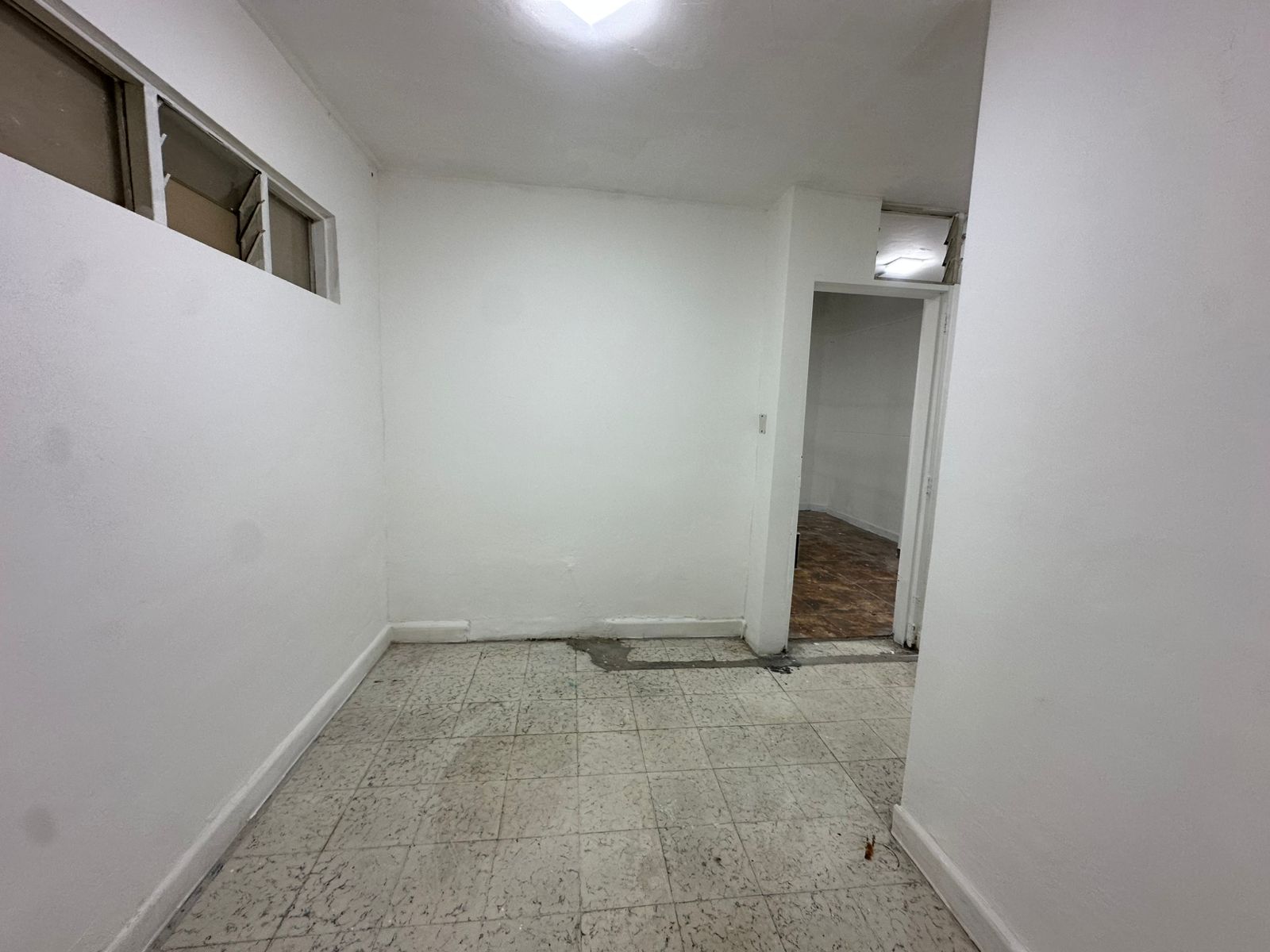 0 , 5 Rooms Rooms,2 BathroomsBathrooms,Local,En Arriendo,0,3836