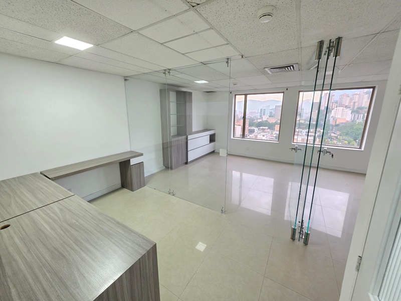 0 , 4 Rooms Rooms,1 BathroomBathrooms,Oficina,En Arriendo,0,3837