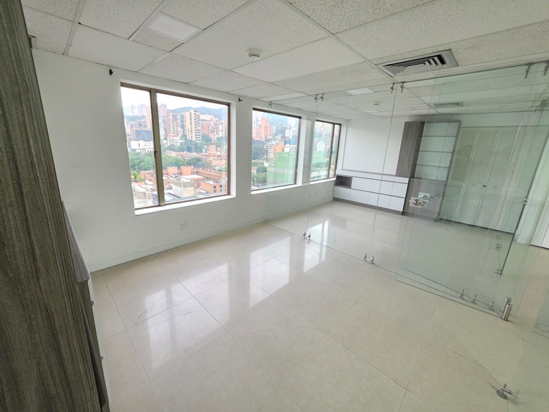 0 , 4 Rooms Rooms,1 BathroomBathrooms,Oficina,En Arriendo,0,3837