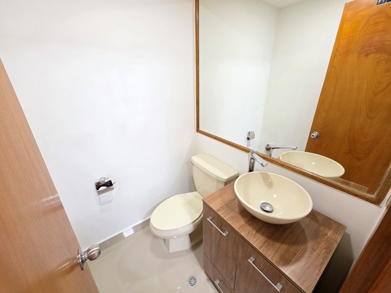 0 , 2 Rooms Rooms,1 BathroomBathrooms,Oficina,En Arriendo,0,3838