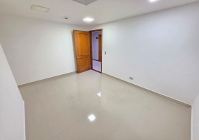 0 , 2 Rooms Rooms,1 BathroomBathrooms,Oficina,En Venta,0,3839