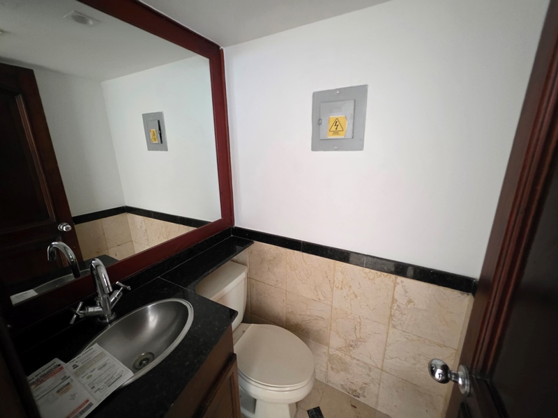 0 , 2 Rooms Rooms,2 BathroomsBathrooms,Oficina,En Arriendo,0,3840