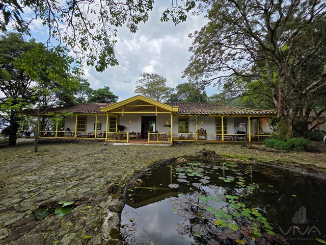 4 Bedrooms Bedrooms, 0 ,5 BathroomsBathrooms,Casa,En Venta,0,3841