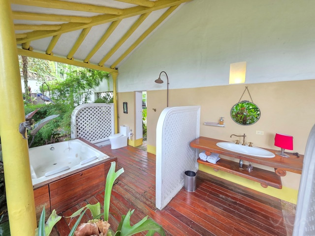 4 Bedrooms Bedrooms, 0 ,5 BathroomsBathrooms,Casa,En Venta,0,3841