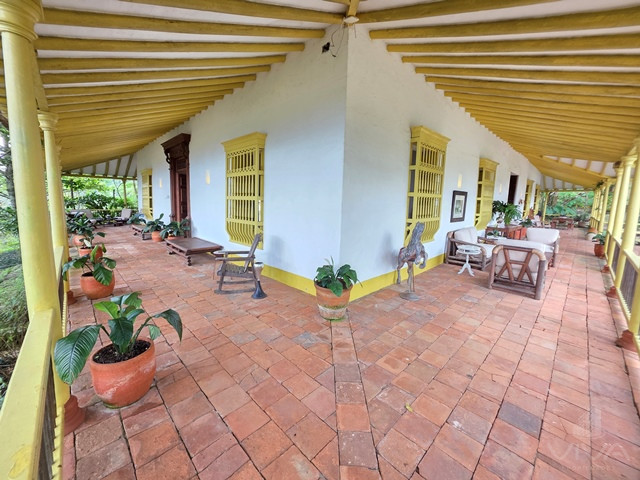4 Bedrooms Bedrooms, 0 ,5 BathroomsBathrooms,Casa,En Venta,0,3841