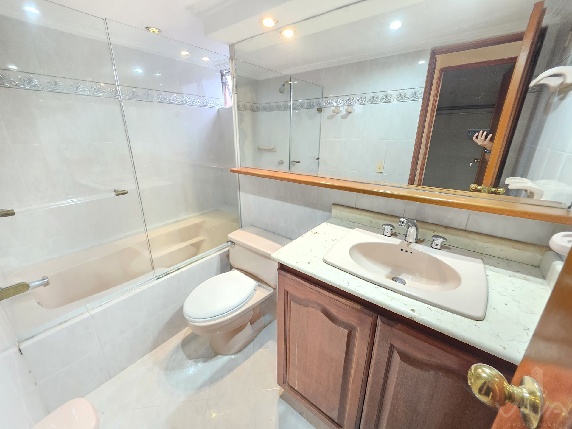 3 Bedrooms Bedrooms, 0 ,3 BathroomsBathrooms,Apartamento,En Arriendo,0,3845