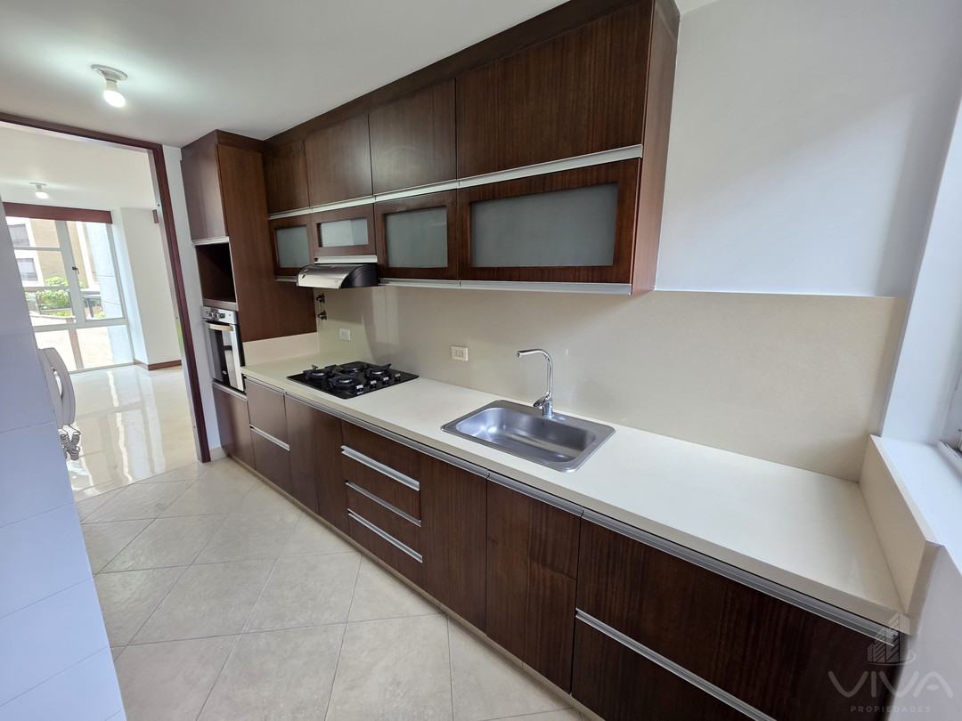 3 Bedrooms Bedrooms, 0 ,3 BathroomsBathrooms,Apartamento,En Arriendo,0,3855