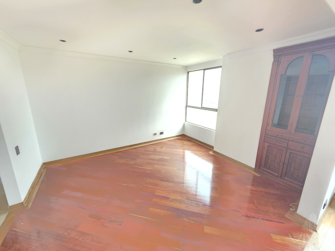 Apartamentos En Arriendo El Poblado -  Los Balsos #2