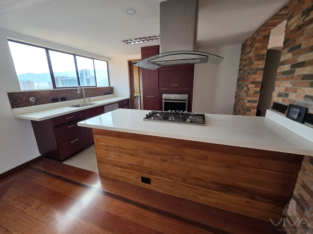 Apartamentos En Venta Los Balsos, El Poblado, Medellín