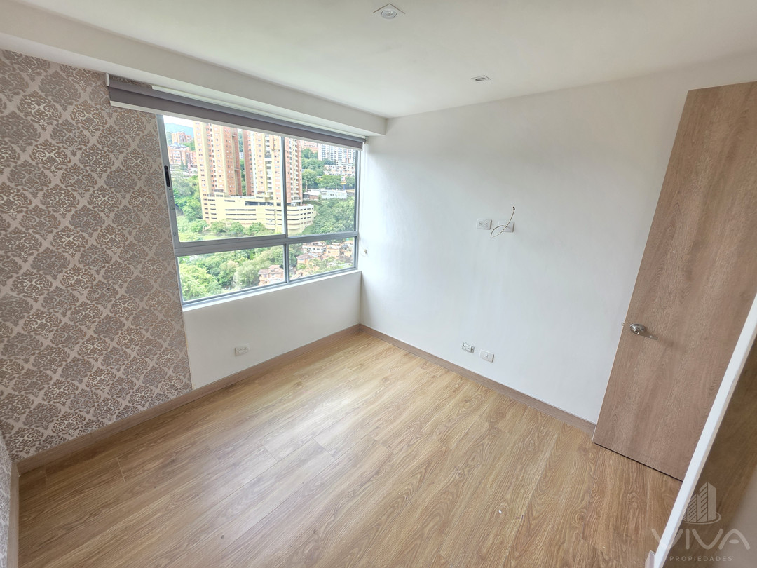 Apartamento En Arriendo Loma De San Julián - El Poblado