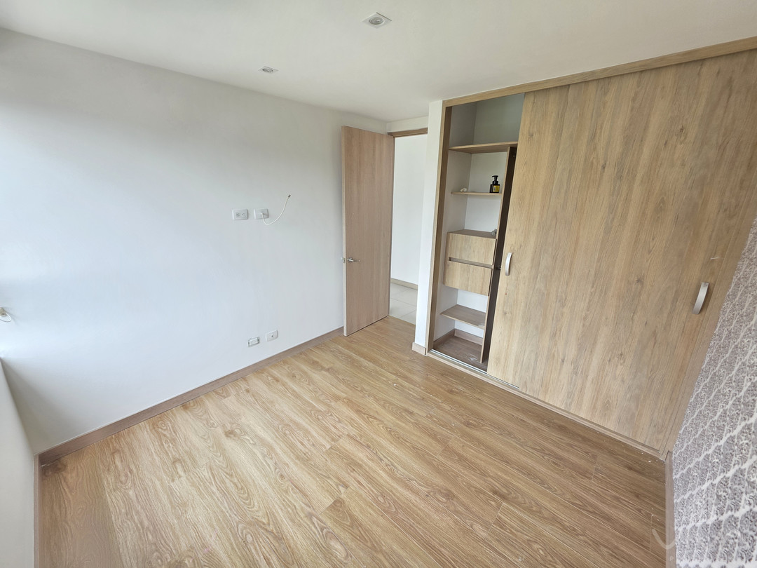 Apartamento En Arriendo Loma De San Julián - El Poblado
