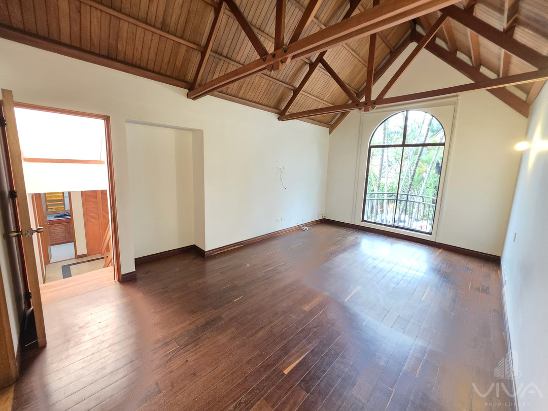 Casas En Venta El Poblado San Lucas
