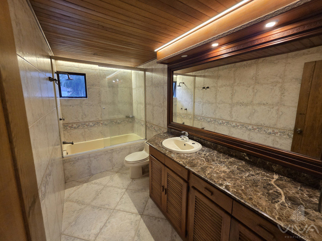 Casas En Venta El Poblado San Lucas